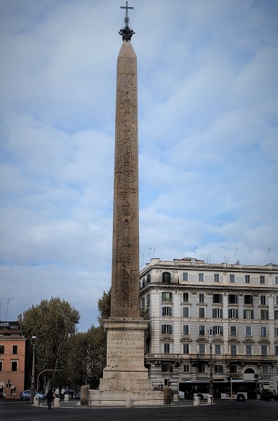 Egipski obelisk na Piazza di San Giovanni in Laterano