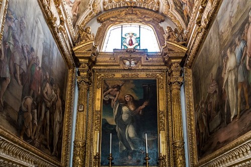 Church of Santi Cosma e Damiano, Chapel of St. Barbara