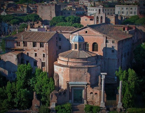 Church of Santi Cosma e Damiano, view from Palatine Hill – two ancient buildings out of which the church was created in early Middle Ages