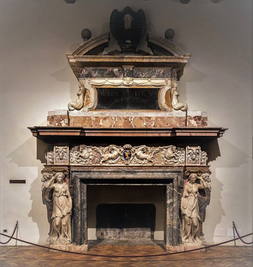 Palazzo Altemps, fireplace with the Altemps family coat of arms (Sagittarius)