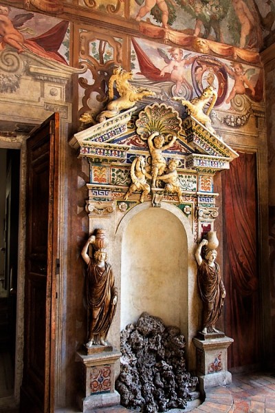 Palazzo Altemps, piano nobile, fountain