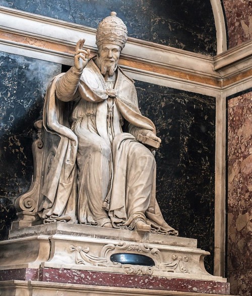 Cappella dell’Annunziata, tombstone monument of Pope Urban VII, Basilica of Santa Maria sopra Minerva