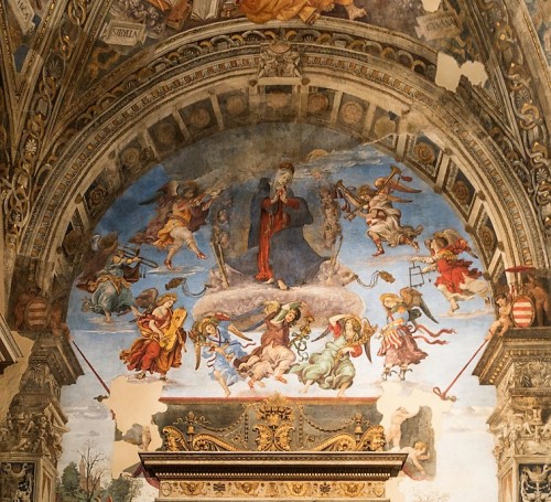 Carafa Chapel, The Assumption of the Virgin Mary accompanied by musical angels, Basilica of Santa Maria sopra Minerva