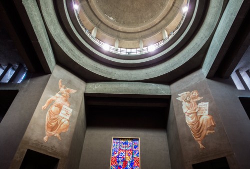 Church of San Cuore di Cristo Re, Marcello Piacentini, pillars supporting the church dome