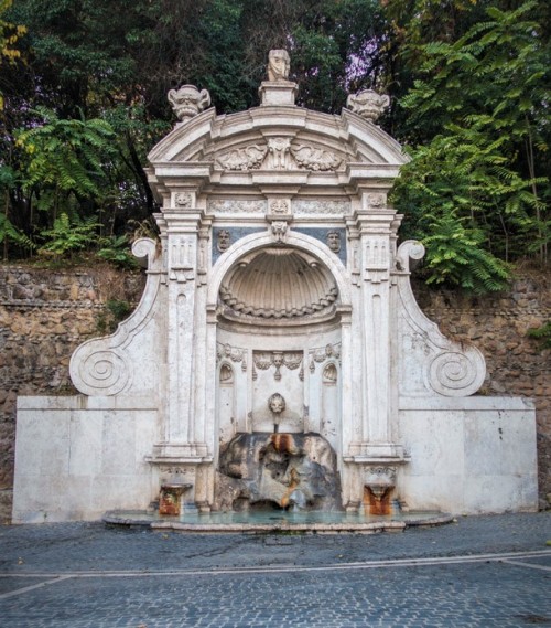 Fontana del Prigione na wzgórzu Gianicolo