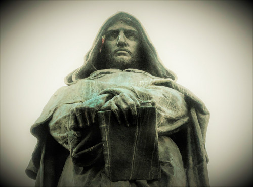 Statue of Giordano Bruno at Campo de’Fiori, fragment