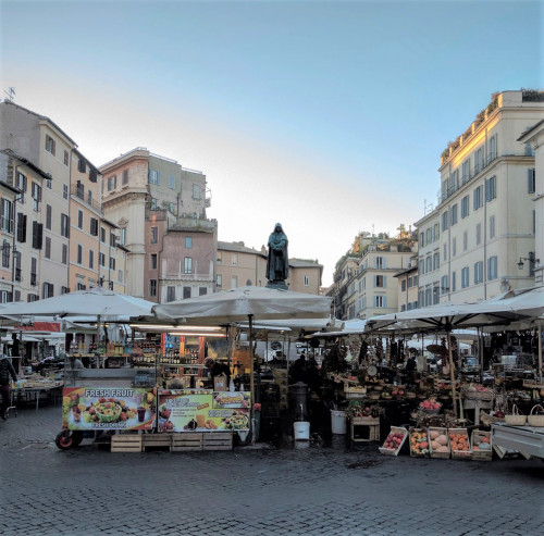 Statue of Giordano Bruno at Campo de’Fiori