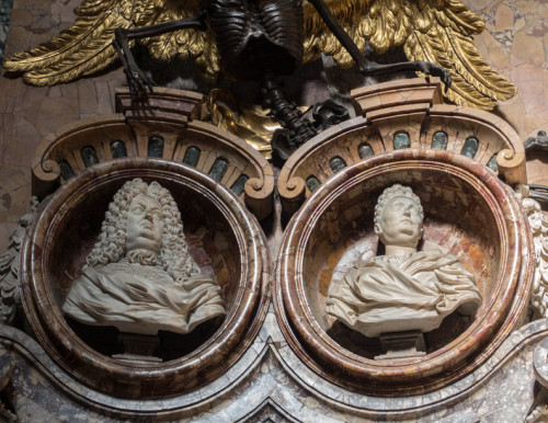 Tombstone of Camilla and Giambattista Rospigliosi-Pallavicini, fragment, Church of San Francesco a Ripa