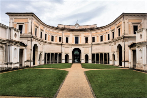 Villa Giulia, courtyard