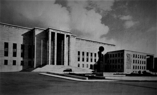 Fasada Rektoratu w kompleksie uniwersyteckim La Sapienza, Architettura (numero speziale), 1935