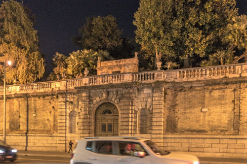 Villa Aldobrandini, the wall from the via Nazionale