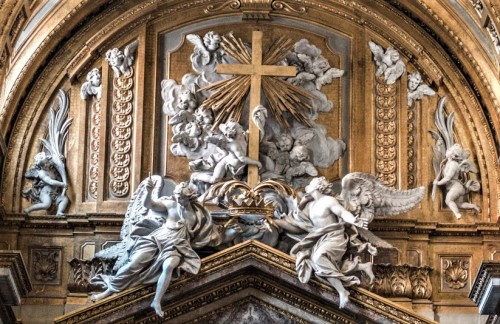 Church of Sant'Apollinare, the culmination of the main altar, angels - Bernardino Ludovisi