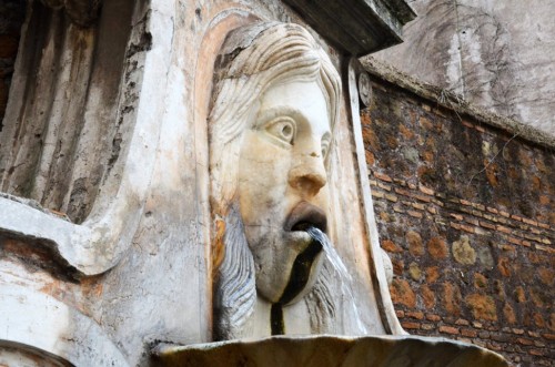 Fontana del Mascherone at via Giulia, fragment