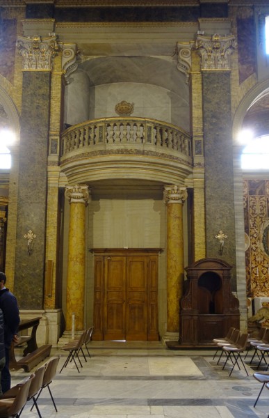 Entrance to the church of San Girolamo della Carità, on the right the chapel of the Spada family