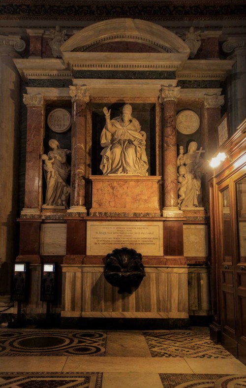 Cosimo Fancelli, allegory of Faith from the funerary monument of Pope Clement IX, Basilica of Santa Maria Maggiore