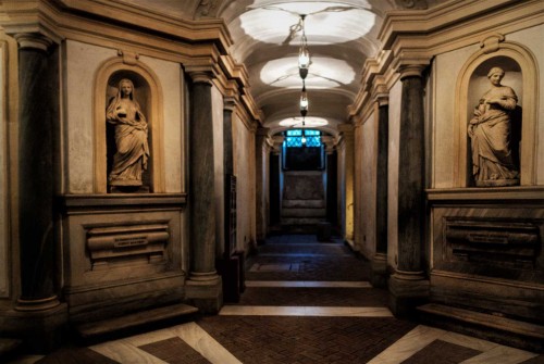 Cosimo Fancelli, two of the four holy virgins in the crypt of the Church of Santi Luca e Martina