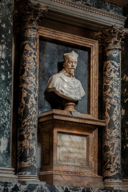 Cosimo Fancelli, portrait of cardinal Altieri, the brother of Pope Clement X, Basilica of Sant Maria sopra Minerva