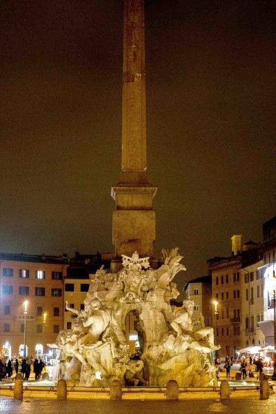 Piazza Navona, Fontanna Czterech Rzek (Fontana dei Quattro Fiumi)