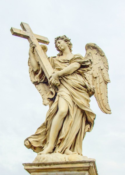 Ercole Ferrata, Angel with a Cross, Sant’Angelo Bridge