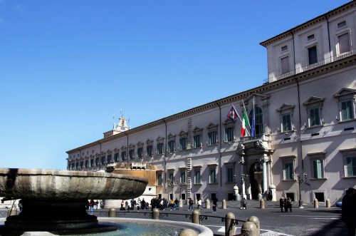 Domenico Fontana, fasada Palazzo Quirinale od strony Piazza del Quirinale