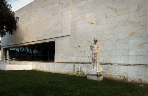 Foro Italico, Casa delle Armi, Luigi Moretti,  fasada wschodnia budynku