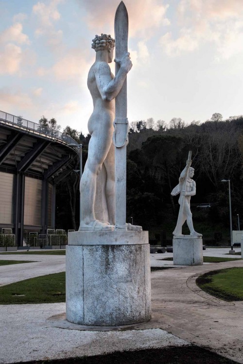 Foro Italico, statue – decoration of the tennis court