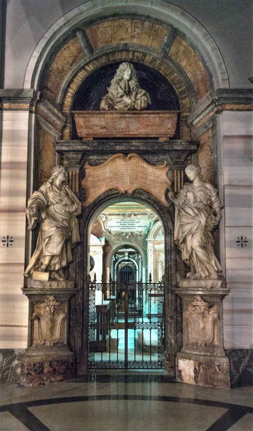 Domenico Guidi, tombstone of Gaspare Thiene and the allegory of Prudence, Basilica of Sant’Andrea della Valle