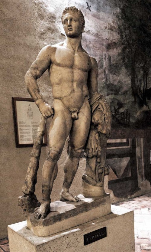 Hercules from Domus Augustea on Palatine Hill, Museo Nazionale, Palazzo Altemps