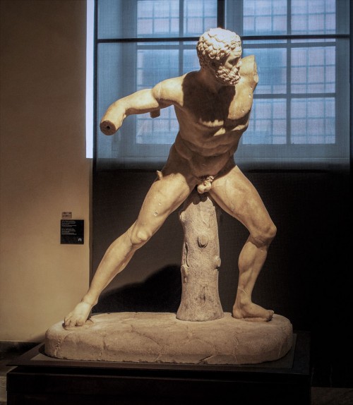 Statue of Hercules Throwing a Stone, Musei Capitolini