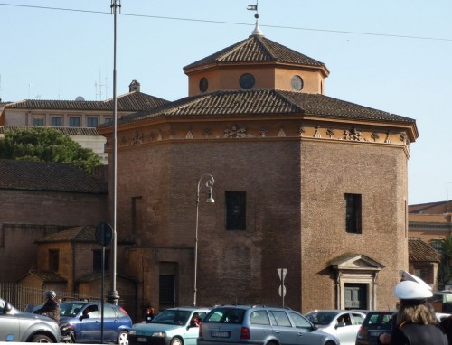 San Giovanni in Laterano Baptistery, structure from the V century, on the left the Chapel of St. John the Evangelist added by Pope Hilarius