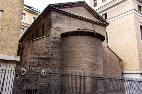 Apse of the Church of San Lorenzo in Piscibus