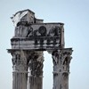 Kapitele i belkowanie świątyni Wespazjana i Tytusa na Forum Romanum