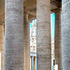Kolumnada wokół placu św. Piotra (Piazza di San Pietro), projekt Gian Lorenzo Bernini