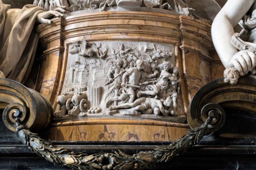 Tombstone of Innocent XI, relief depicting the victory at Vienna, Basilica of San Pietro in Vaticano