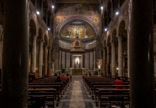 Sant'Agnese fuori le mura, widok na absydę z VII w.