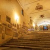 Sant'Agnese fuori le mura, antyczne i wczesnochrześcijańskie relikty, schody do kościoła