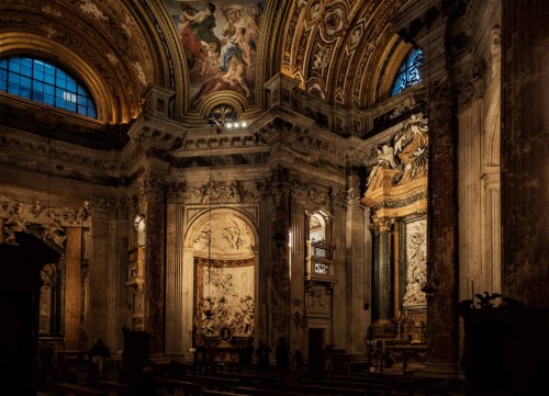 Sant'Agnese in Agone, wnętrze, na wprost ołtarz św. Cecylii
