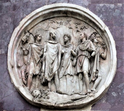 Hadrian na polowaniu - po prawej Antinous, medalion z Łuku Konstantyna (Arco di Constantino)