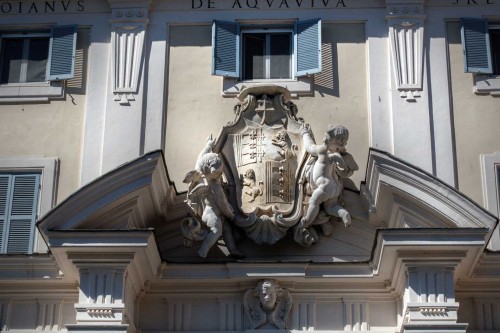 Basilica of Santa Cecilia, coat of arms of Cardinal Acquaviva d’Aragon in the enterance portal of the church atrium