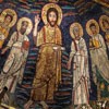 Santa Cecilia, mozaiki - w środku Chrystus w otoczeniu śś. Piotra i Pawła, Waleriana i Cecylii, Agaty i papieża Paschalisa I