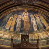 Santa Cecilia, mozaiki z początku IX w. w absydzie kościoła