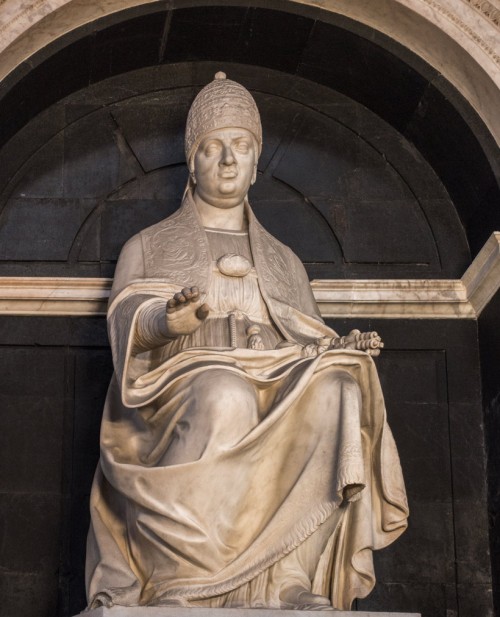 Pomnik nagrobny papieża Leona X w prezbiterium bazyliki Santa Maria sopra Minerva