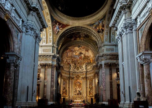 Apse of the Church of Sant’Ignazio, on the bottom – the Vision of St. Ignatius, on the sides Ignatius sending Francis Xavier to India and accepting Francisco Borgia into the society