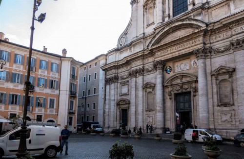 Church of Sant’Ignazio and the square – Piazza di Sant’Ignazio