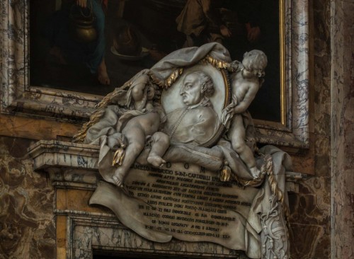 San Marcello, pomnik upamiętniający kardynała Camillo Merliniego
