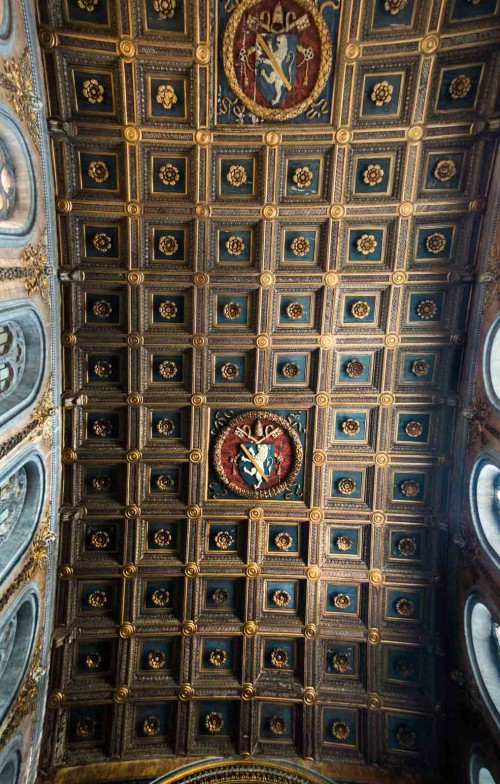 Basilica of San Marco, coffer ceiling from 1468 with the coat of arms of Pope Paul II