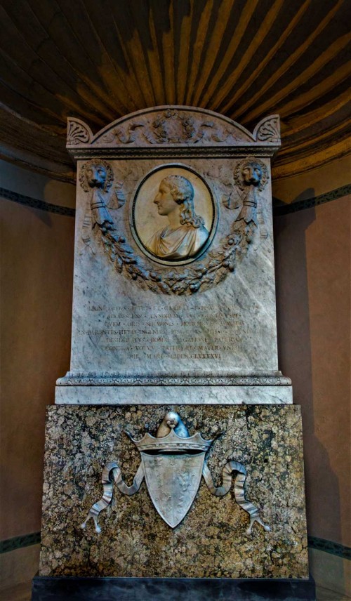 Basilica of San Marco, funerary monument of Leonardo Pesaro, Antonio Canova