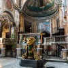 San Marco, widok ołtarza i absydy kościoła