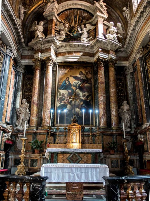 Church of Santissimi Nomi di Gesù e Maria, main altar, Coronation of the Virgin Mary, Giacinto Brandi
