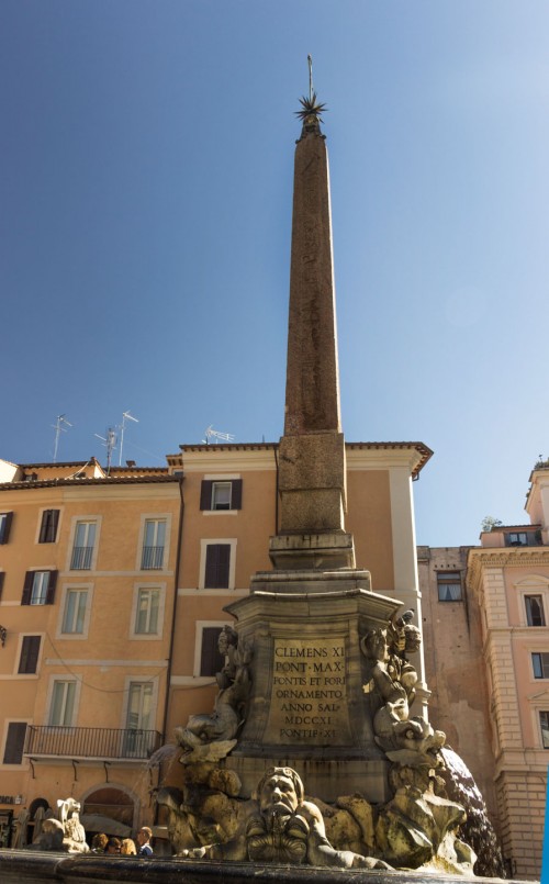 Giacomo della Porta, Fontana della Rotonda